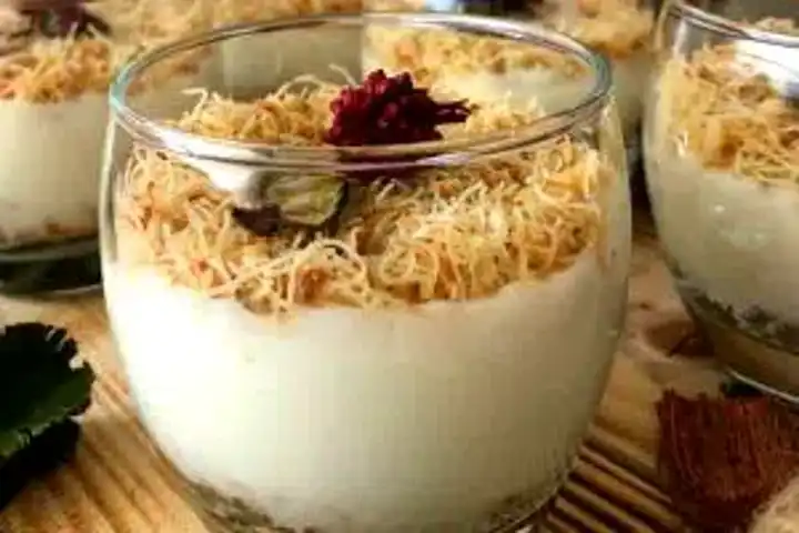 Nefis Kadayıflı Cevizli Muhallebi Tarifi