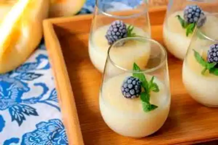 Serinleten Yaz Lezzeti: Kavun Tatlısı Tarifi