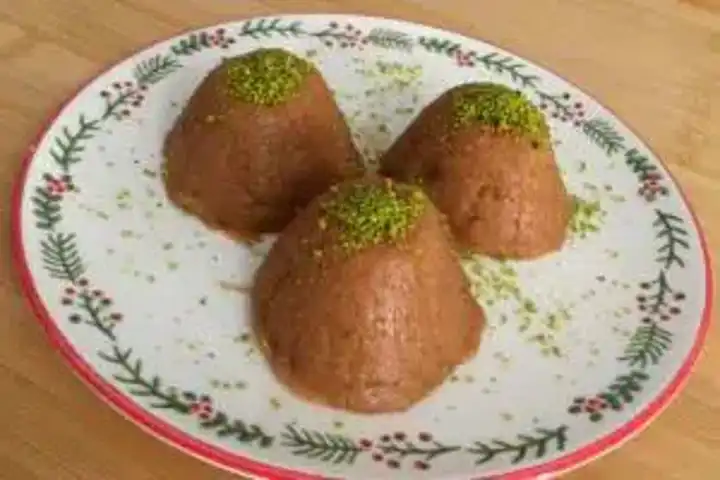 Kaymaklı İrmik Helvası Tarifi