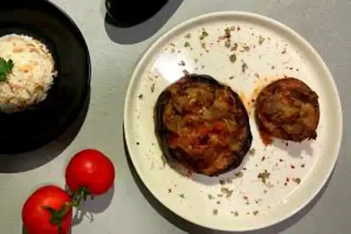 Nefis Kuşbaşı Etli Patlıcan Dilimleri Tarifi