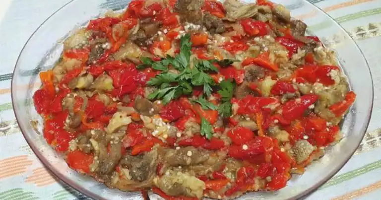 Nefis Köz Patlıcan & Biber Salatası Tarifi