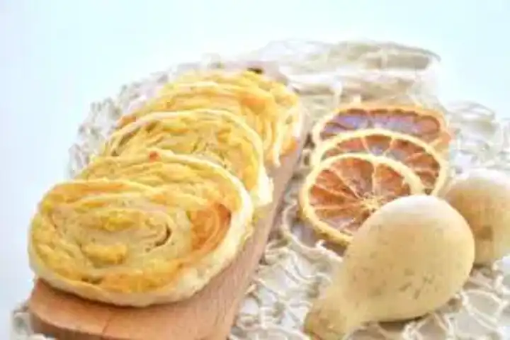 Nefis Patatesli Kaşarlı Rulo Börek Tarifi