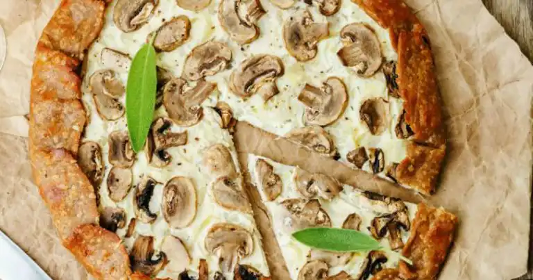Gevrek Peynirli Mantarlı Galette Tarifi