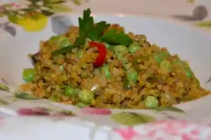 Glutensiz Sebzeli Greçka Pilavı Tarifi
