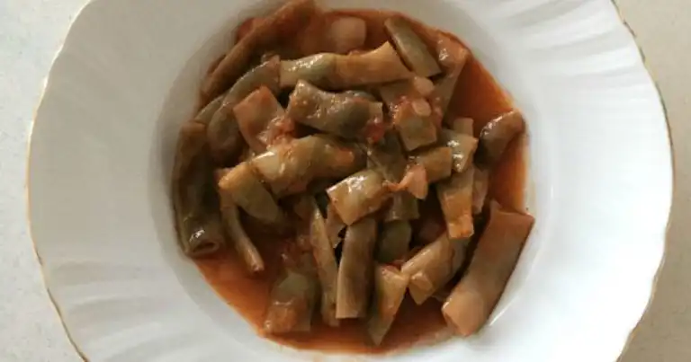 Lezzetli Taze Fasulye Zeytinyağlısı Tarifi